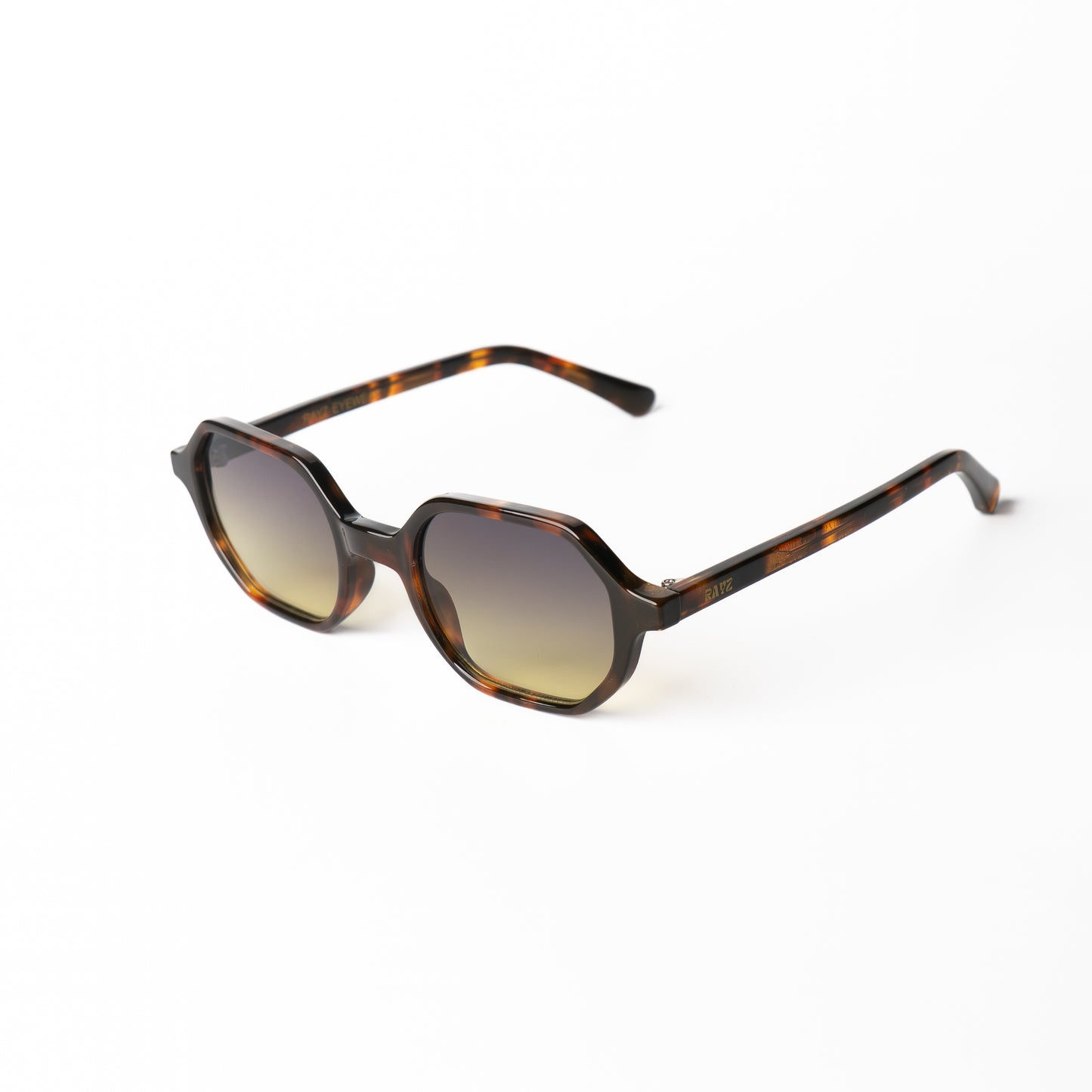 Alma léopard Lunettes de Soleil pour Hommes et Femmes Photo de Côté - RAYZ Eyewear Marque de Lunettes Marocaine