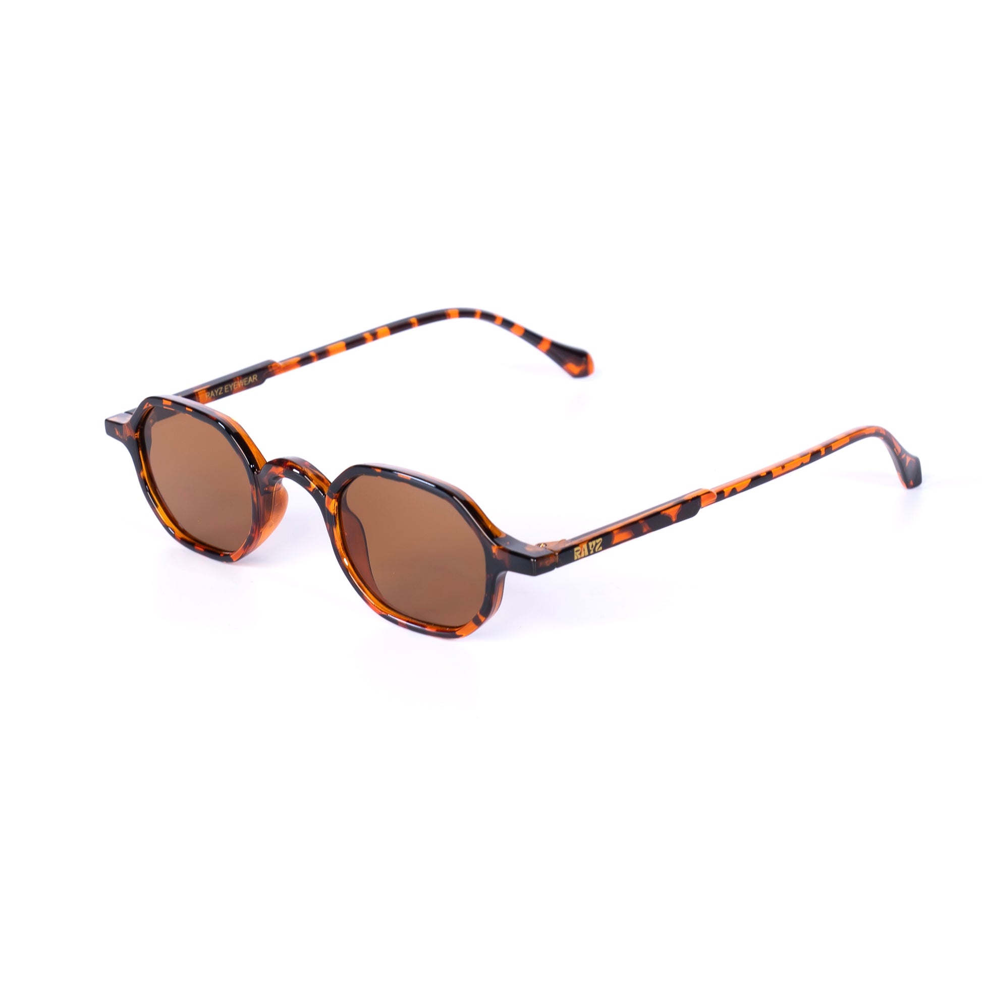 Lumea Léopard Lunettes de Soleil pour Hommes et Femmes Photo de Côté - RAYZ Eyewear Marque de Lunettes Marocaine