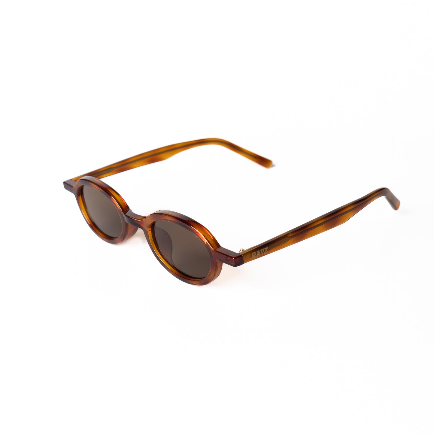 Mirage leopard Lunettes de Soleil pour Hommes et Femmes Photo de Côté - RAYZ Eyewear Marque de Lunettes Marocaine
