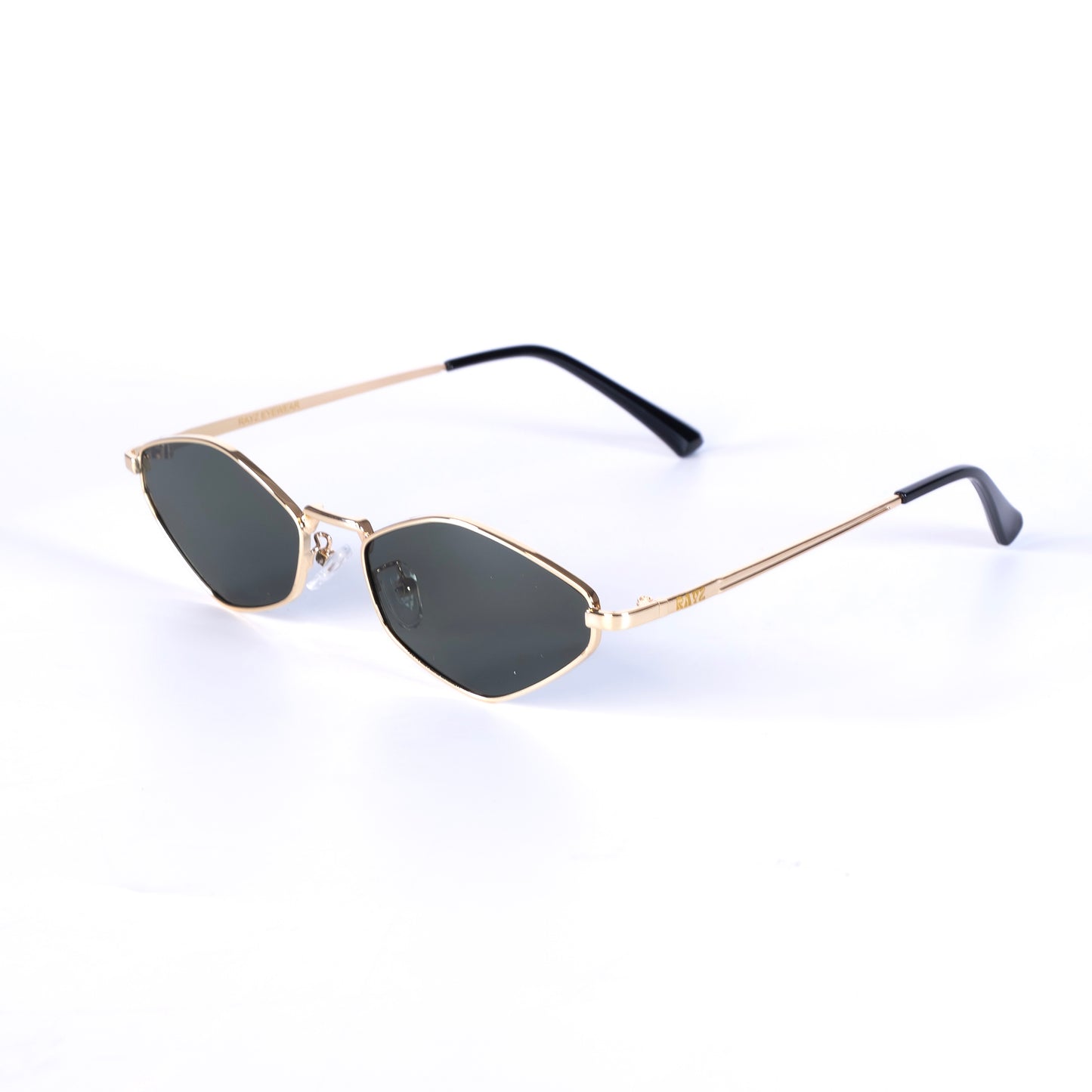 Nyssa vert Lunettes de Solaires pour Hommes et Femmes Photo de Côté - RAYZ Eyewear Marque de Lunettes Marocaine