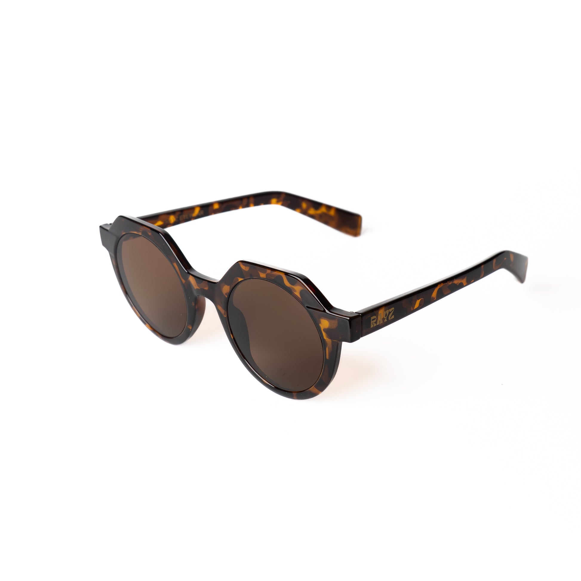Orbs leopard Lunettes de Soleil pour Hommes et Femmes Photo de Côté - RAYZ Eyewear Marque de Lunettes Marocaine