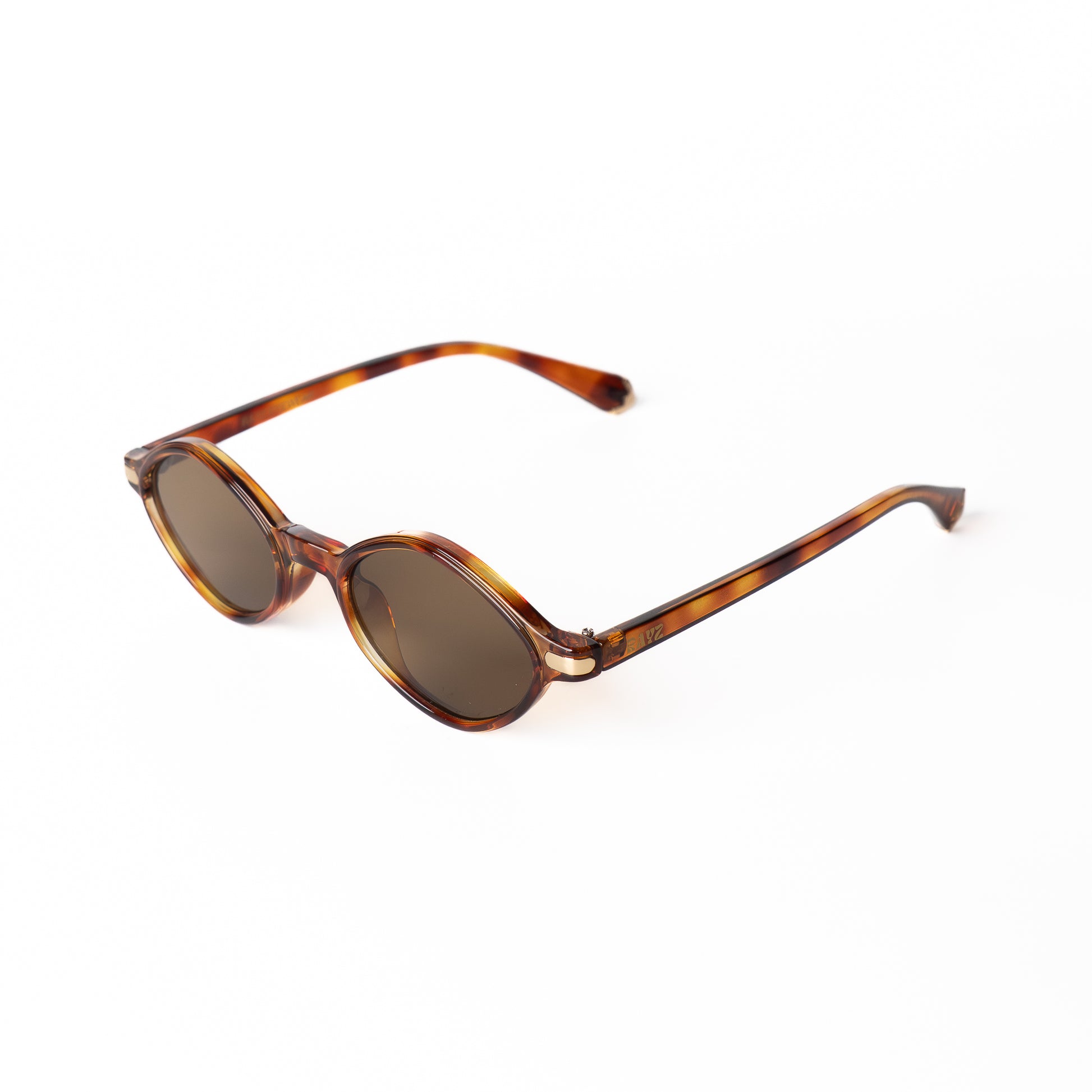 Vyn leopard Lunettes de Soleil pour Hommes et Femmes Photo de Côté - RAYZ Eyewear Marque de Lunettes Marocaine